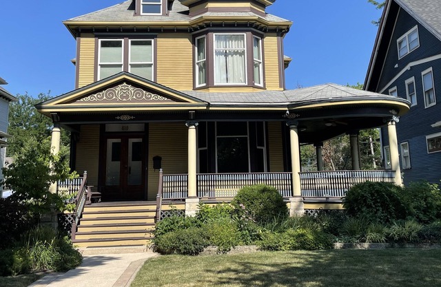 Historic Oak Park Home, Perfect for Families