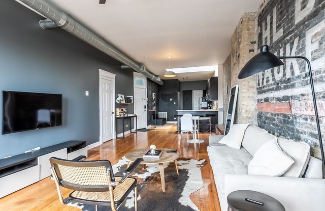 Steps to Shops, Eats | Artsy Loft w/ W&D | Zencity