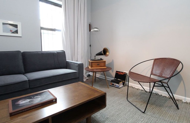 Steps to Shops, Eats | Open Loft w/ W&D | Zencity