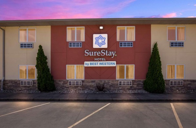 Surestay Hotel 