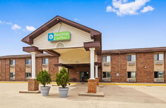 Surestay Hotel 