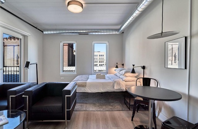 The Belmont Studio No.2 by Zencity