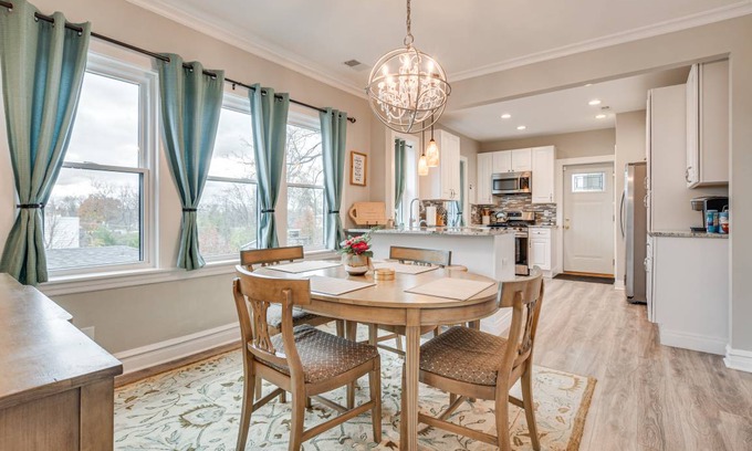 Evanston Apartment | 111 m² Apartment ∙ 2 bedrooms ∙ 6 guests