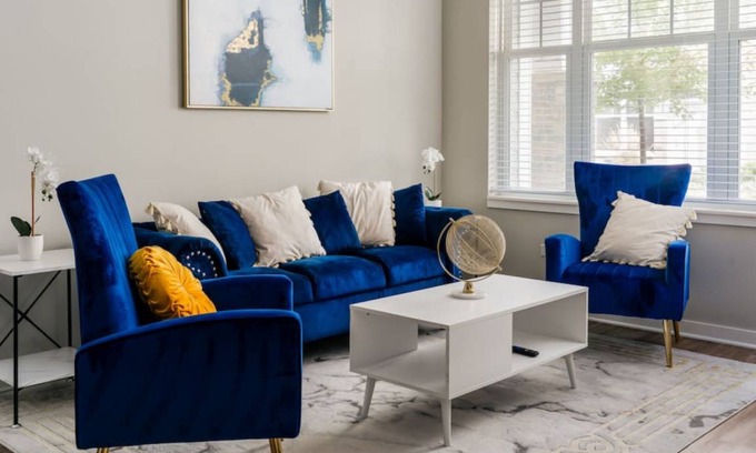 West Dundee Apartment | 113 m² Apartment ∙ 2 bedrooms ∙ 5 guests