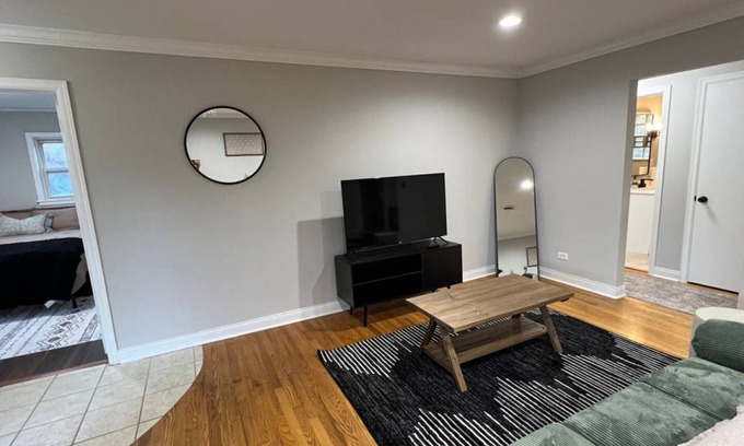 Tinley Park House | 120 m² House ∙ 3 bedrooms ∙ 6 guests