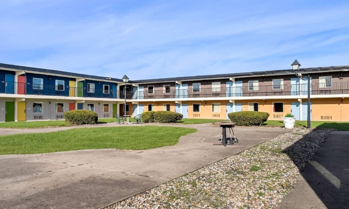 Danville Hotel | 26 m² Hotel ∙ 4 guests