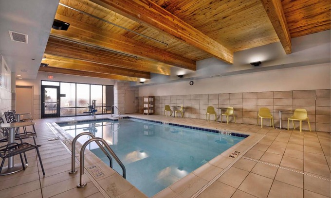 Loves Park Hotel | 28 m² Hotel ∙ 127 guests