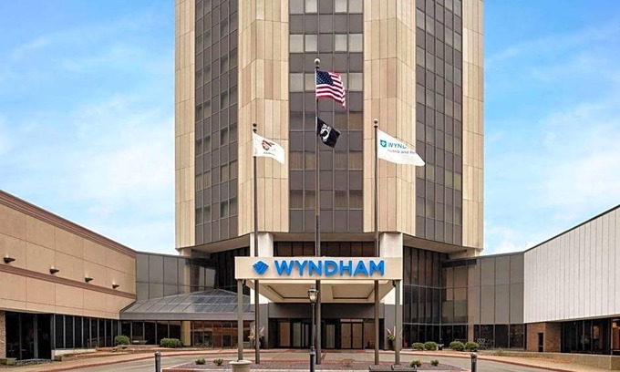 Downtown Springfield Hotel | 3-Star Hotel ∙ Wyndham Springfield City Centre