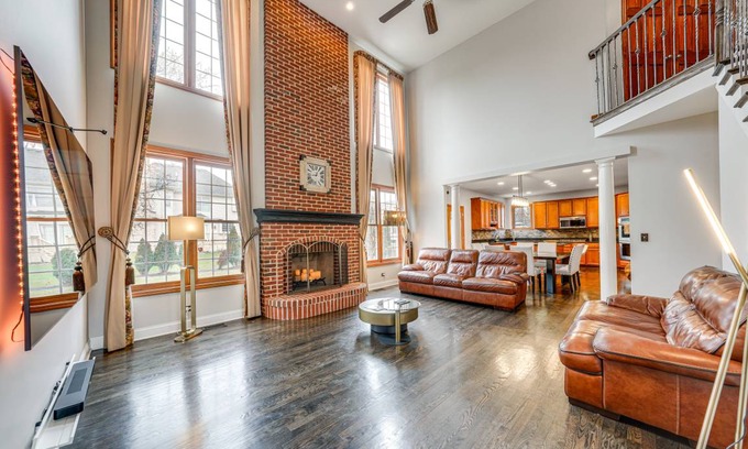 Fox Valley House | 325 m² House ∙ 5 bedrooms ∙ 8 guests