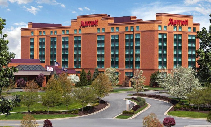 Hoffman Estates Hotel | 33 m² Hotel ∙ 127 guests