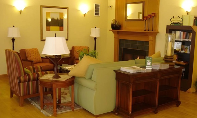 Quad Cities Hotel | 36 m² Hotel ∙ 127 guests