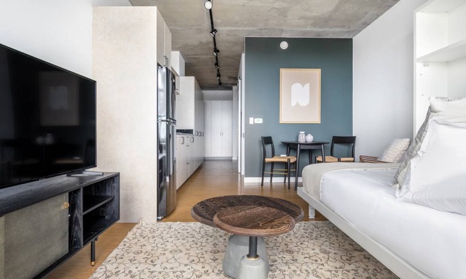 River North Apartment | 41 m² Studio flat ∙ 1 bedroom ∙ 2 guests