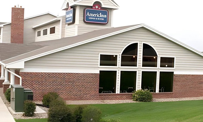 Orange Prairie Hotel | 46 m² Hotel ∙ 127 guests