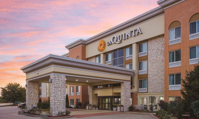 Effingham Hotel | 50 m² Hotel ∙ 127 guests