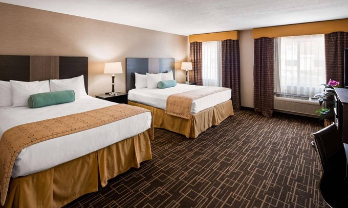 Quad Cities Hotel | 51 m² Hotel ∙ 127 guests