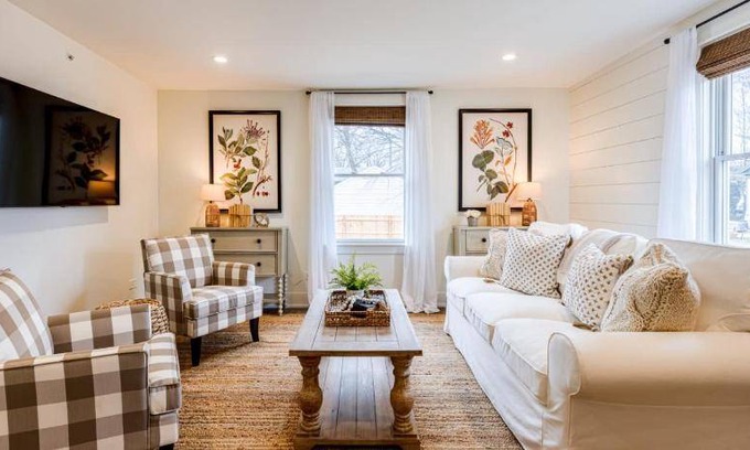 West Dundee Apartment | 53 m² Apartment ∙ 1 bedroom ∙ 2 guests