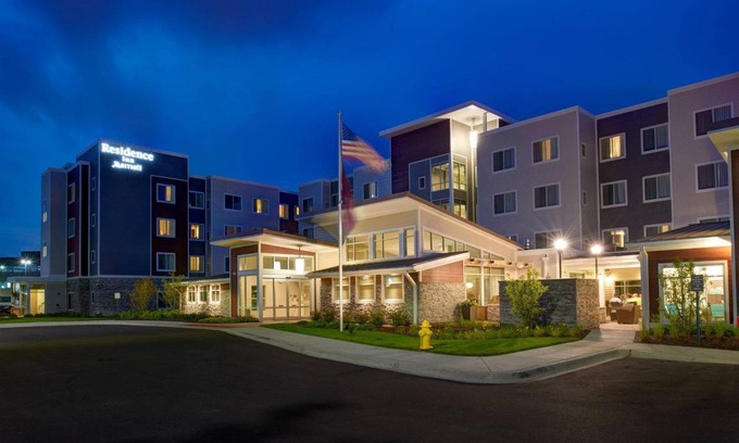 Bolingbrook Hotel | 54 m² Hotel ∙ 127 guests
