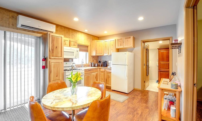 Murphysboro Apartment | 55 m² Apartment ∙ 1 bedroom ∙ 6 guests