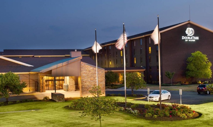 Collinsville Hotel | 55 m² Hotel ∙ 127 guests