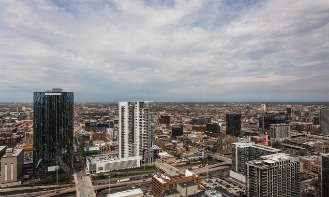 West Loop Gate Apartment | Amazing Location @WestLoop close to #FultonMarket