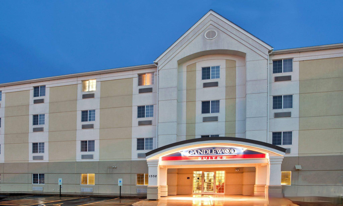O'Fallon Hotel | Candlewood Suites O Fallon, an IHG Hotel