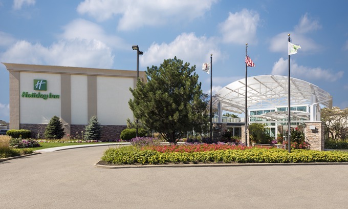 Elk Grove Village Hotel | Holiday Inn Chicago - Elk Grove, an Ihg Hotel