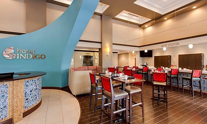 Vernon Hills Hotel | Hotel Indigo Vernon Hills, an IHG Hotel