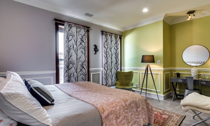 East Village House | Hotel Quality meets Local Living 4C