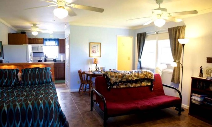 Murrayville House | House ∙ 1 bedroom ∙ 4 guests