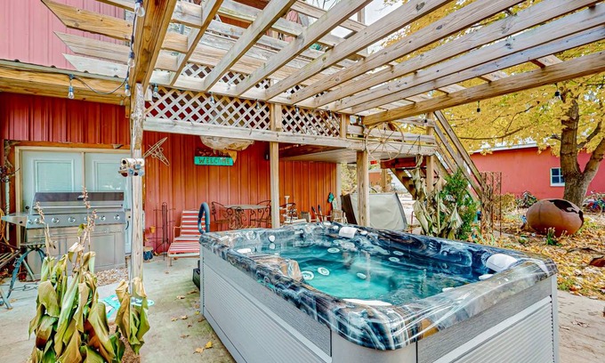 Lowder House | House ∙ 4 bedrooms ∙ 10 guests