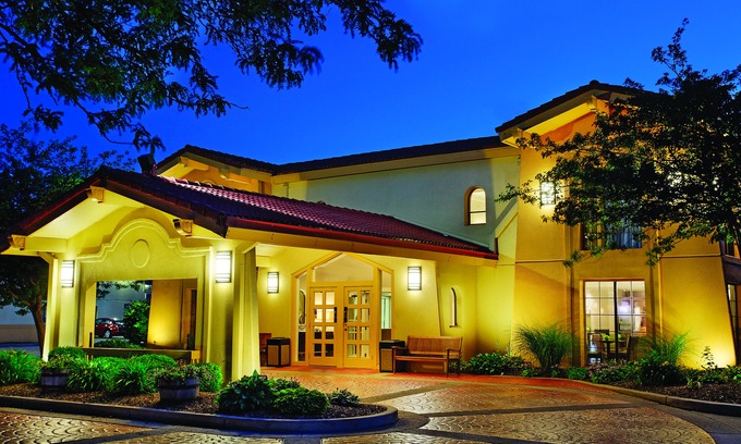 Champaign Hotel | La Quinta Inn by Wyndham Champaign