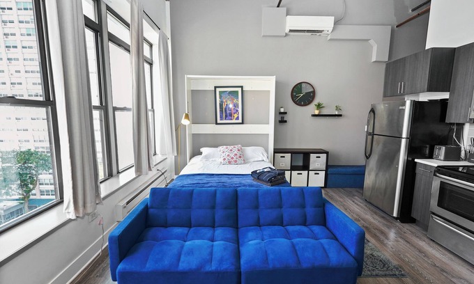 Near South Side Apartment | McCormick Place Designer Studio with optional parking for up to 4 guests