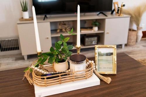 Peoria Heights House | Mid-Century Bohemian Escape