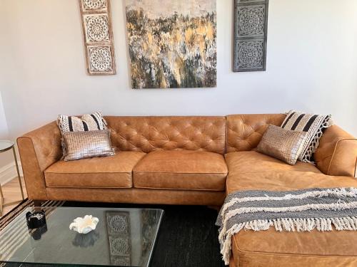 Logan Square Apartment | Modern Logan Square 1 bedroom Flat