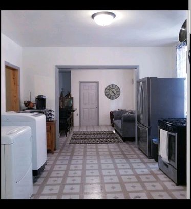Pilsen House | Nice Pilsen Apartment