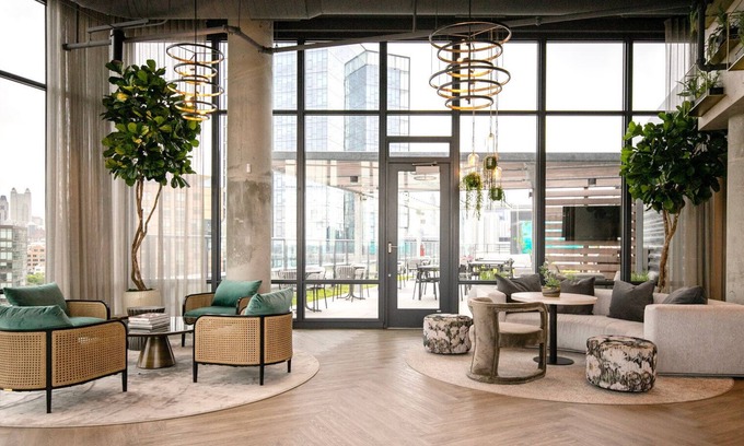 River West Apartment | Roomy River West 1BR w/ Rooftop & Gym, steps to Blue Line, by Blueground