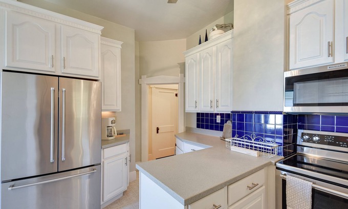 Biggsville Cottage | Rural Biggsville Vacation Rental w/Porch