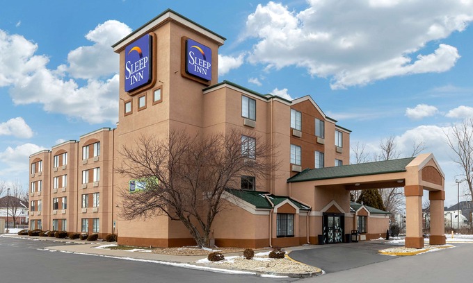 Lansing Hotel | Sleep Inn Lansing