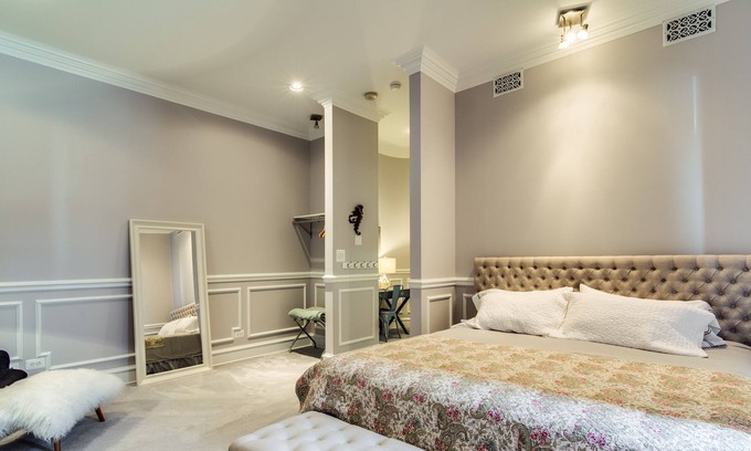 East Village Apartment | The quality of the hotel meets the local life 3B