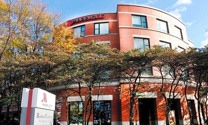 Near West Side Hotel | 3-Star Hotel ∙ Chicago Marriott at Medical District/UIC