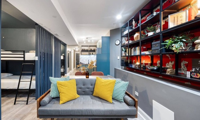 Wrigleyville Condo | Wrigleyville Garden 3BR/9beds Pod