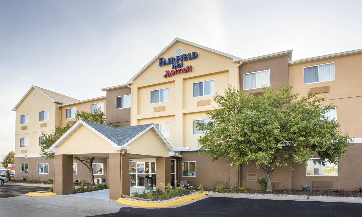 Peru Hotel | Fairfield Inn & Suites Peru