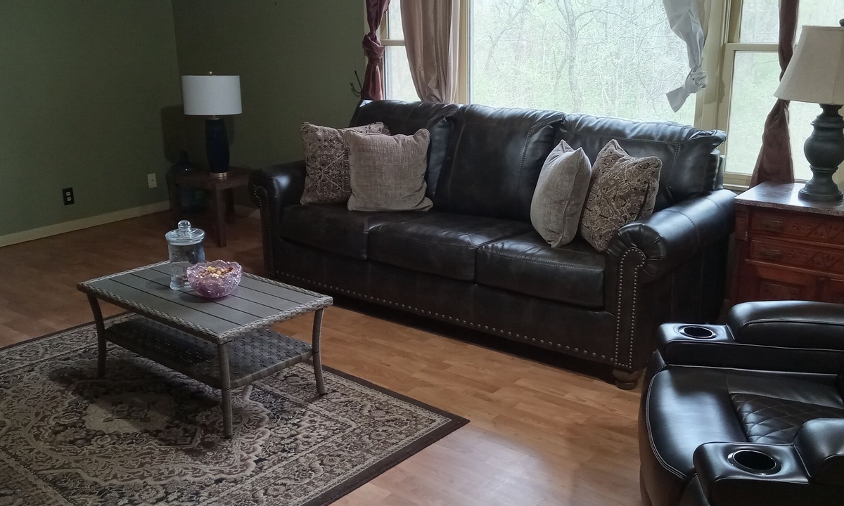 Cropsey House | Looking for Relaxation