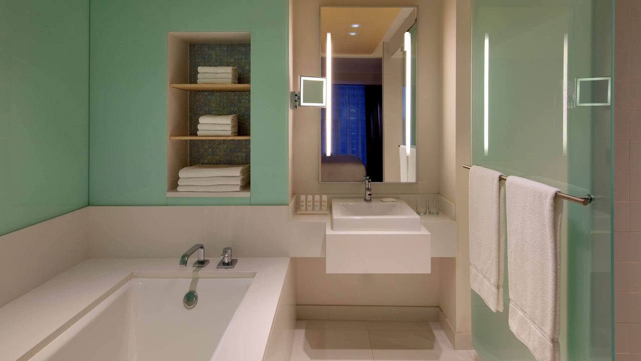 Photo of Bathroom in Lakeshore East