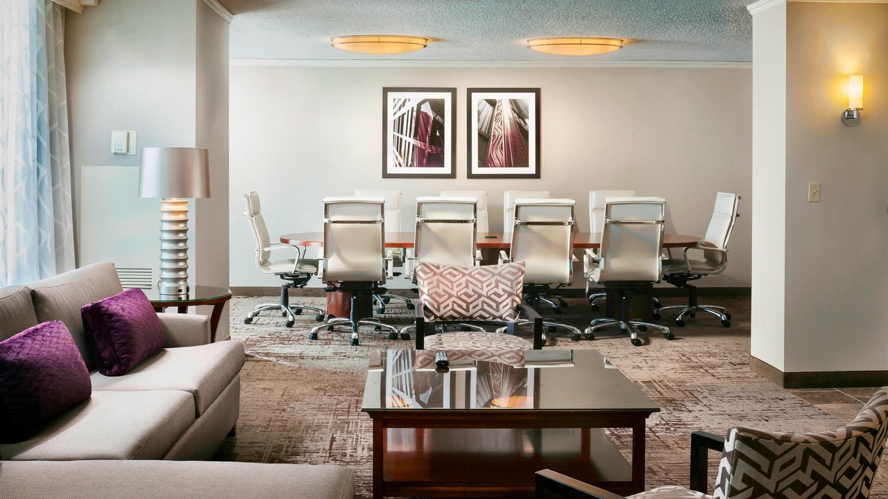 Photo of Livingroom in Deerfield