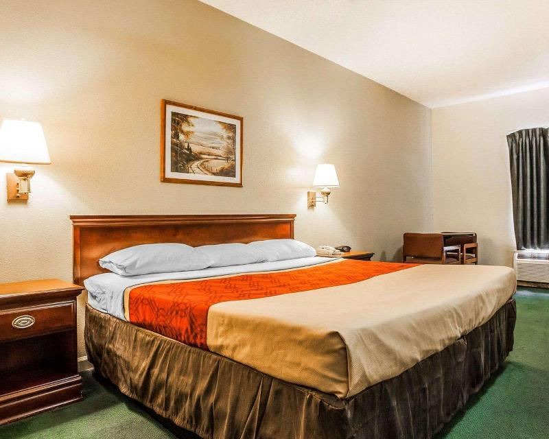Photo of Bedroom in Mitchell