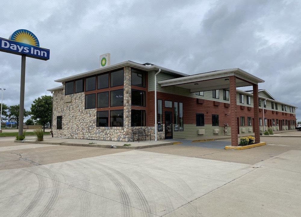 Photo of Buildings in Morton