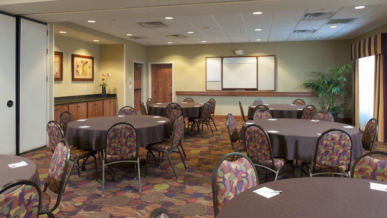 Photo of Livingroom in Quad Cities