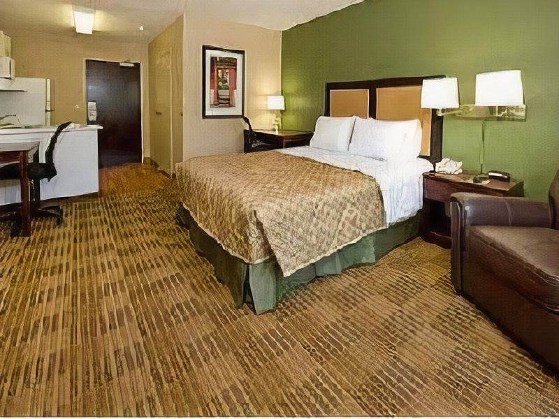 Photo of Bedroom in Schaumburg