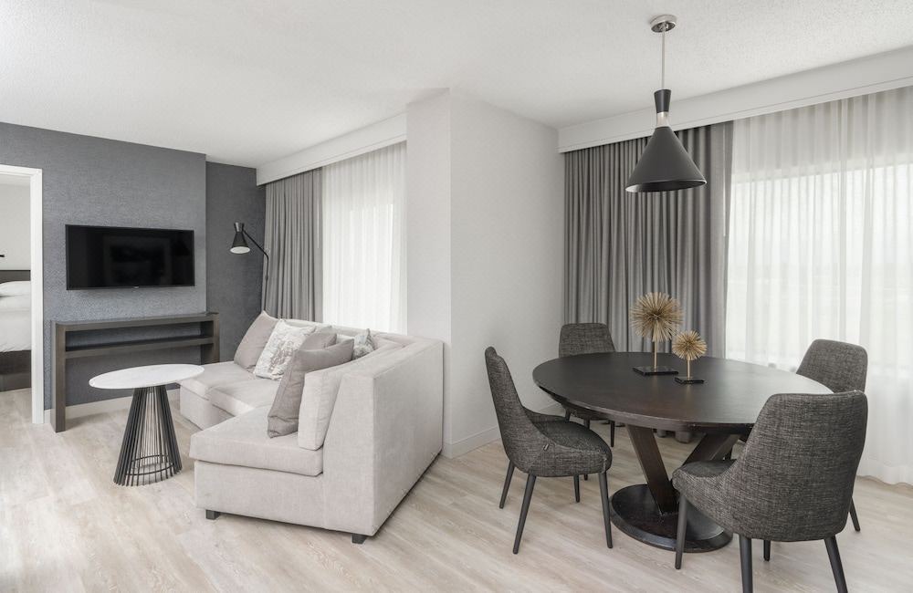 Photo of Livingroom in Deerfield